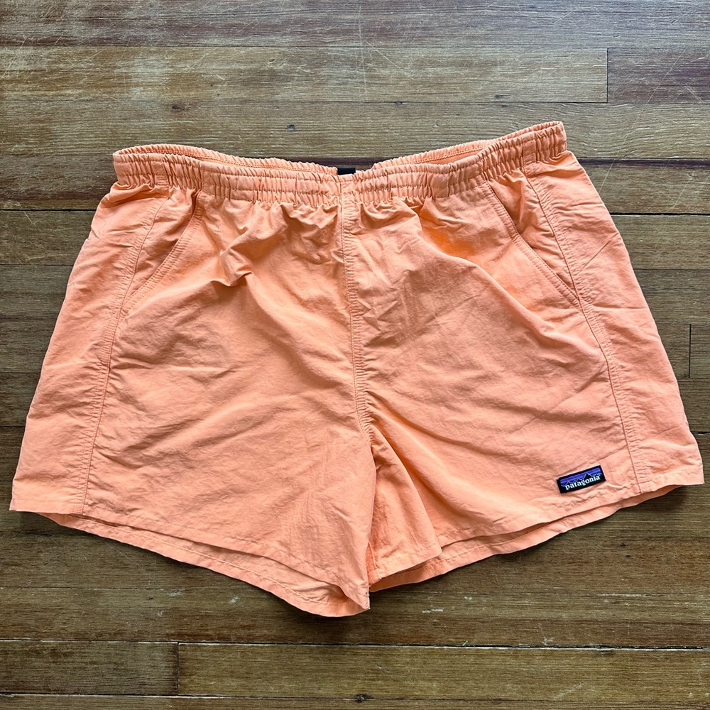Patagonia Women’s Baggies Size L Orange